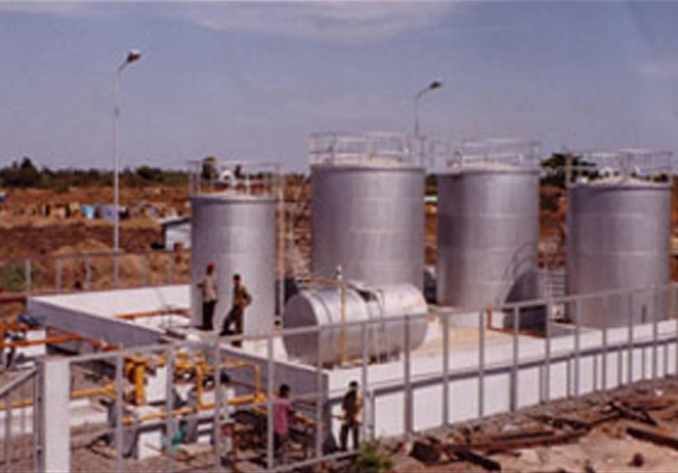 Solvent Storage Piping